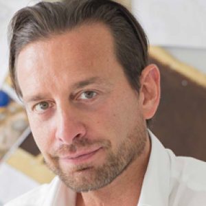 Matteo Nunziati, designer du système de bureau Blade et de la bibliothèque Elle pour i4Mariani