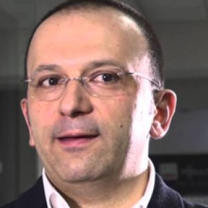 Paolo Pampanoni, architecte et designer d'Assise — signataire des cloisons modulaires Mood de Las Mobili
