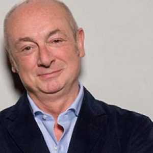 Piero Lissoni, designer des bureaux de direction Asymmetrical pour Tecno