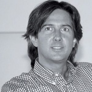 Le designer italien Pinuccio Borgonovo auteur des systemes muraux Citterio