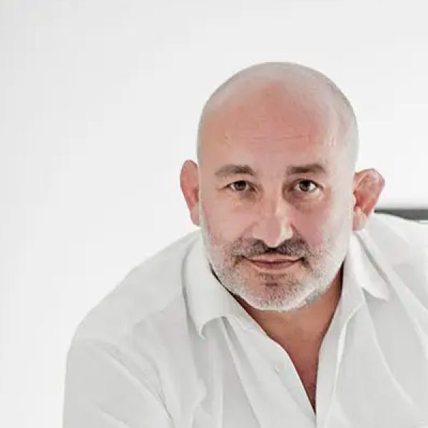 Jean-Marie Massaud, designer français des services Air France et des assises Arper