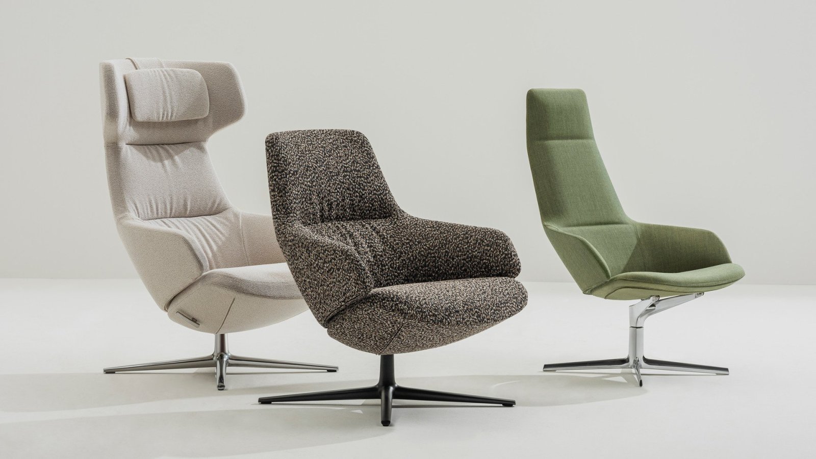 Fauteuil de direction Aston d'Arper dans un bureau