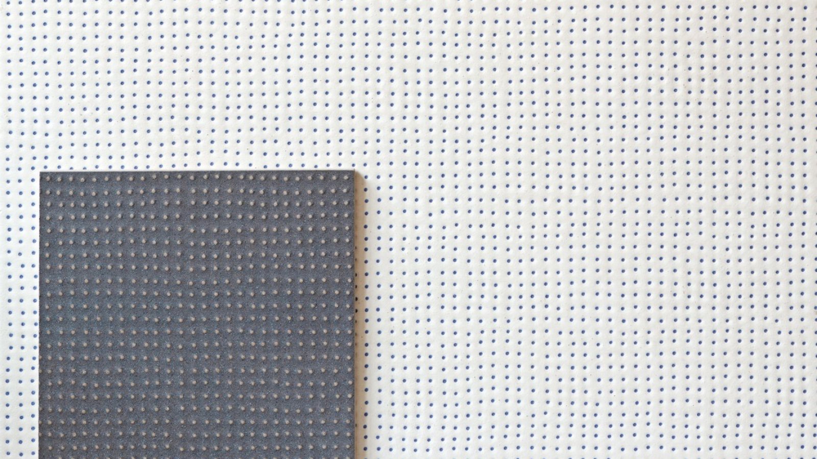 Pico de Mutina, texture Down Natural coloris Blanc aux points en creux