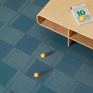 Mur habillé de carreaux Time de Mutina