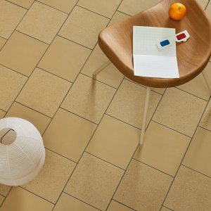 Carreau Time Salta Red Smooth de Mutina, grès cérame non émaillé
