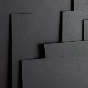 Salle de réunion avec Kosei de Mutina