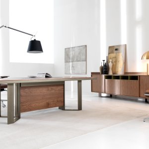 Bureau de direction Lloyd d'IVM en noyer Canaletto sur piètements anneau en aluminium