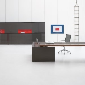 Table de réunion carrée Ar.tu avec trappe top-access centrale