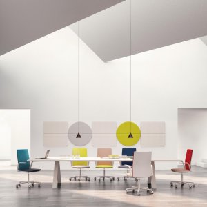 La longue portée sans interruption de la table Cross
