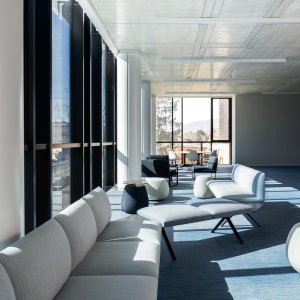 Volume souple et généreux du pouf Pix