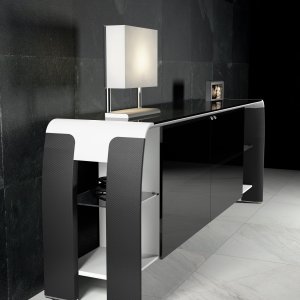 Commandes tactiles Soundoffice sur le sous-main en cuir d'un bureau AlfaOmega