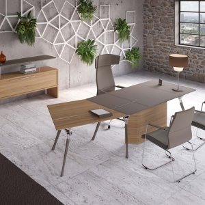 Plateau en cuir moka cousu sellier du bureau Genesis avec cornières en aluminium