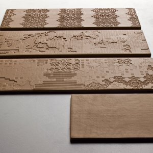 Salle d'eau de direction habillée de Bas-Relief