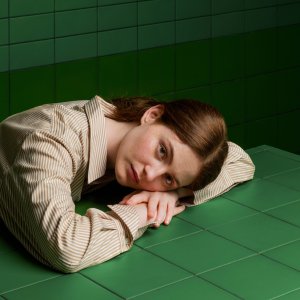 Salle d'eau habillée de Din de Konstantin Grcic