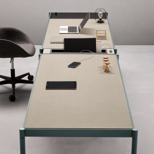 Fond de hotte derrière une kitchenette Fluido de Martex