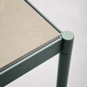 Lave-vaisselle apparent d'une kitchenette Fluido de Martex