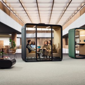 Pod de réunion Framery Four dans un bureau français