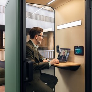 Porte en verre acoustique feuilleté de la Framery One Compact