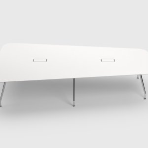 Table UniTable en forme de tonneau d'ICF dans une salle de conseil