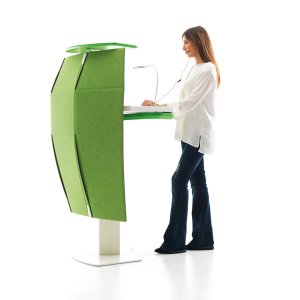 Funny Sat en tissu vert avec tablette welcome laquée