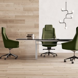 Fauteuil de direction Jera Chair de Las Mobili avec tapisserie matelassée et base 5 branches en aluminium poli