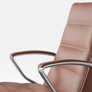 Base AL6 en aluminium poli avec roulettes sous un fauteuil Klivia