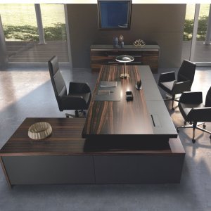 Coutures apparentes du cuir sellier