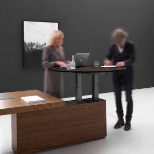 Salle de réunion avec table et crédences Kyo