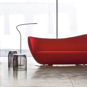 Disque chromé brillant sous un fauteuil Mon Coeur de LaCividina