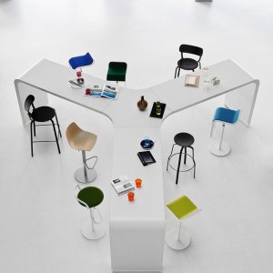 Brunch de Lapalma, table haute modulaire pour espace collaboratif