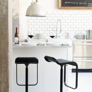 Assise en bois cintré chêne du tabouret LEM