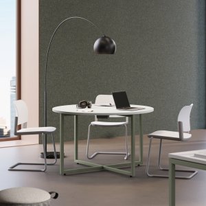 Bench Sigma pour quatre personnes avec pieds pont laqués verts