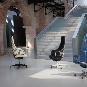 Direction meublée de fauteuils Italia de Luxy