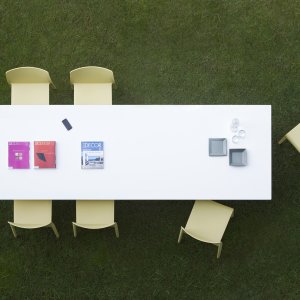 Plateau en linoléum 12 mm sur âme multiplis de l'Arki-Table
