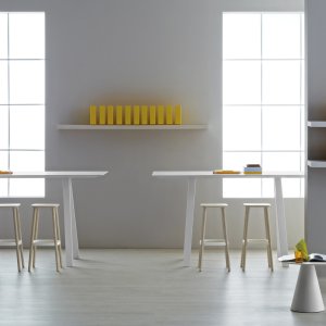 Cadre en aluminium extrudé qui porte le plateau de l'Arki-Table