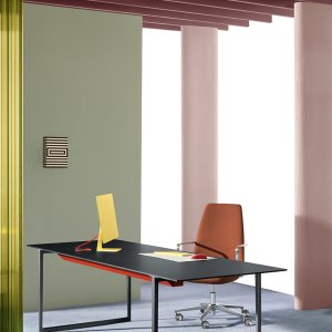 Accoudoir en aluminium moulé sous pression du fauteuil Elinor