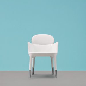 Fauteuil lounge Ester 699 de Pedrali en accueil
