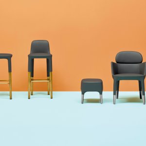 Fauteuil Ester 690 de Pedrali au piètement en aluminium
