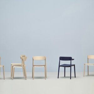 Chaise design Nemea de Pedrali en frêne