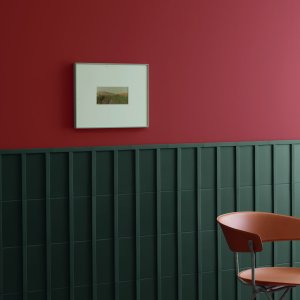 Salon de réception avec mur Motivo couleur Chalk
