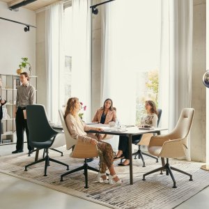 se:mission de Sedus autour d'une table de conférence