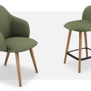 Chaise rembourrée se:café soft chair sur piétement luge chromé