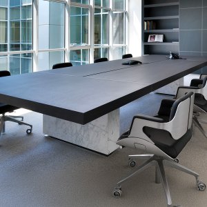 Plateau laqué Bordeaux brillant sur le bureau de direction Asymmetrical