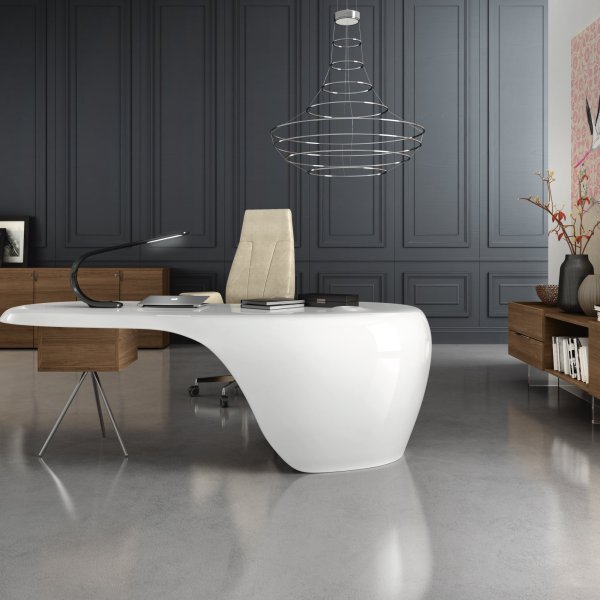 Bureau Della Rovere au design italien pensé pour le bien-être