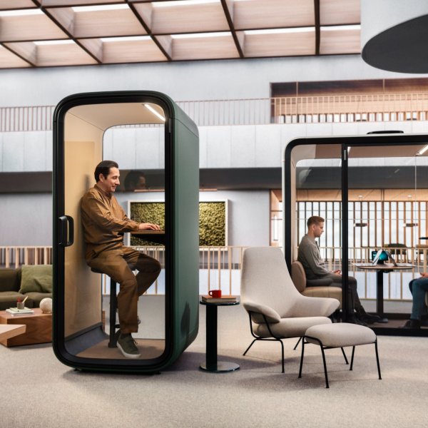 Pod insonorisé Framery dans un open space