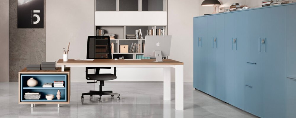 Bureau avec retour et crédence