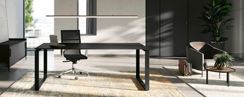 Bureau avec siège de direction