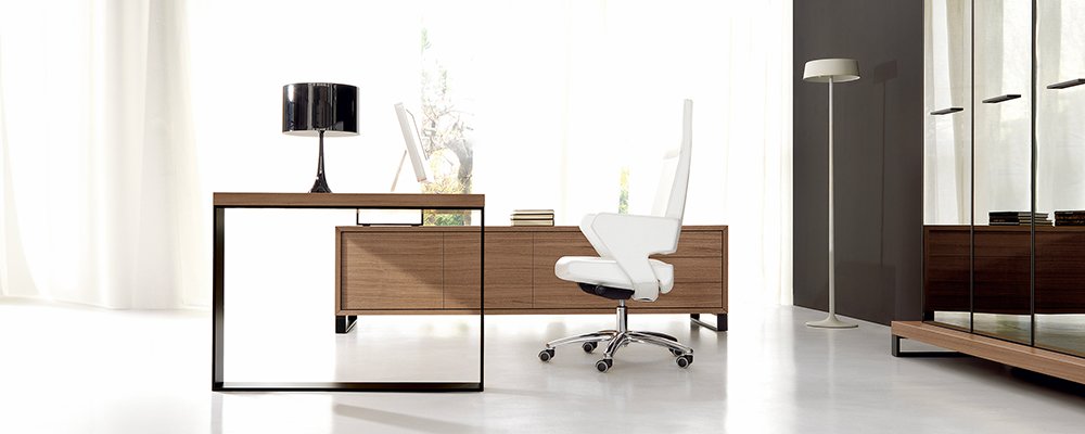 Bureau avec retour et crédence