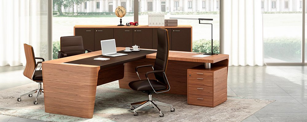 Bureau avec retour et crédence